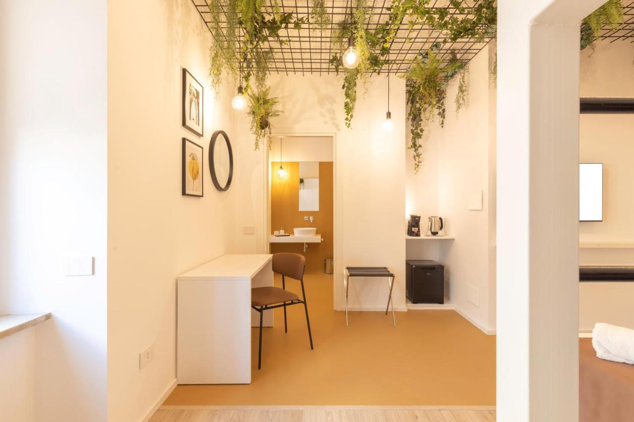 Metropolitan Rooms Cagliari Ngoại thất bức ảnh