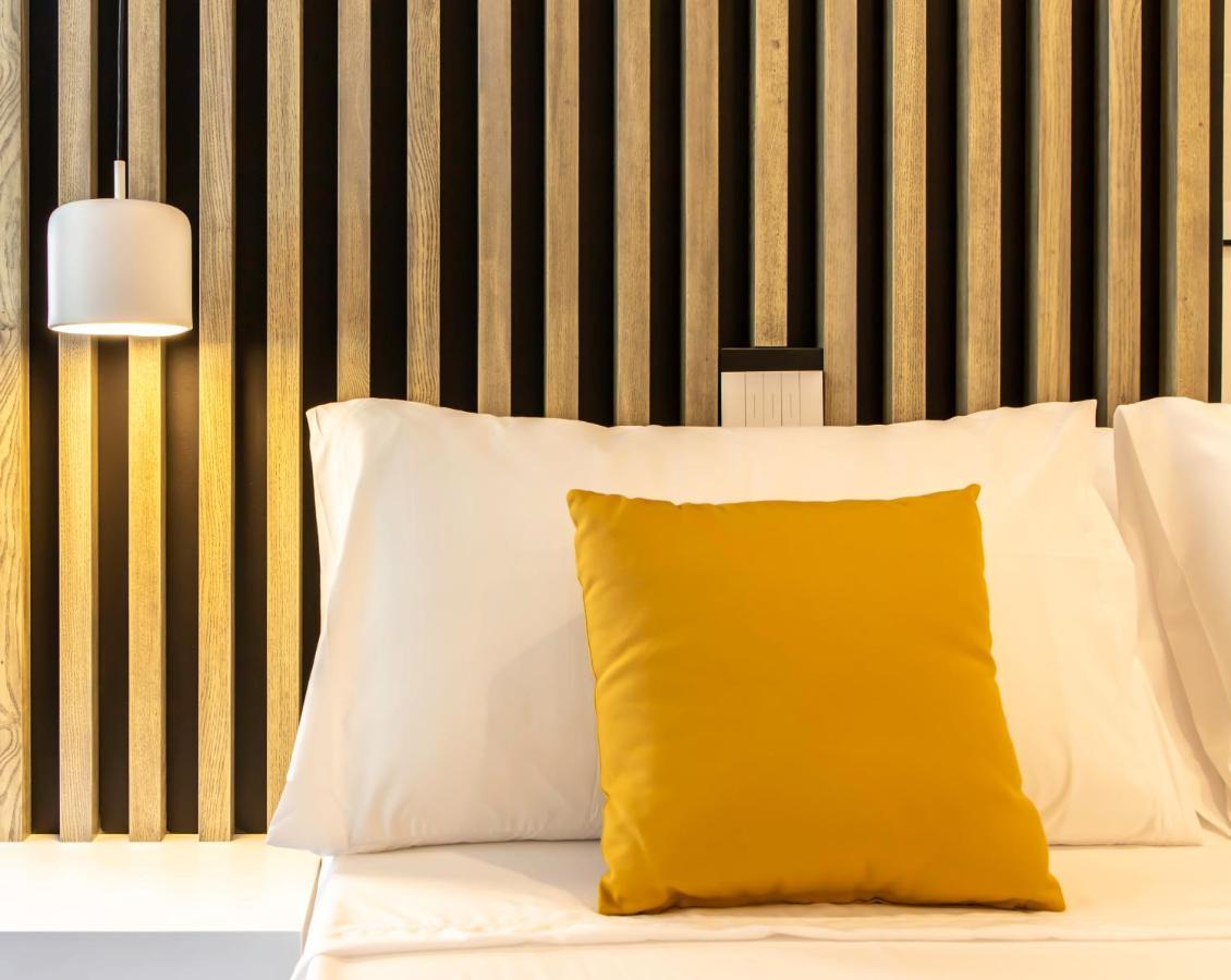 Metropolitan Rooms Cagliari Ngoại thất bức ảnh