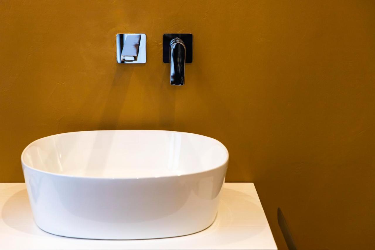 Metropolitan Rooms Cagliari Ngoại thất bức ảnh